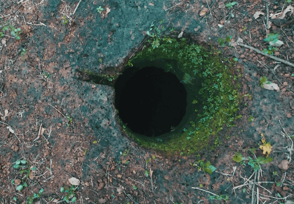 Naquelim Pit Dwelling with Slot